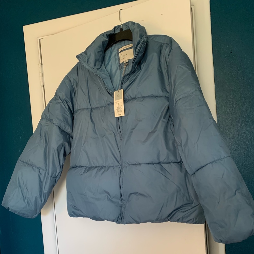 NWT A New Day water resistant puffer jacket. Medium.